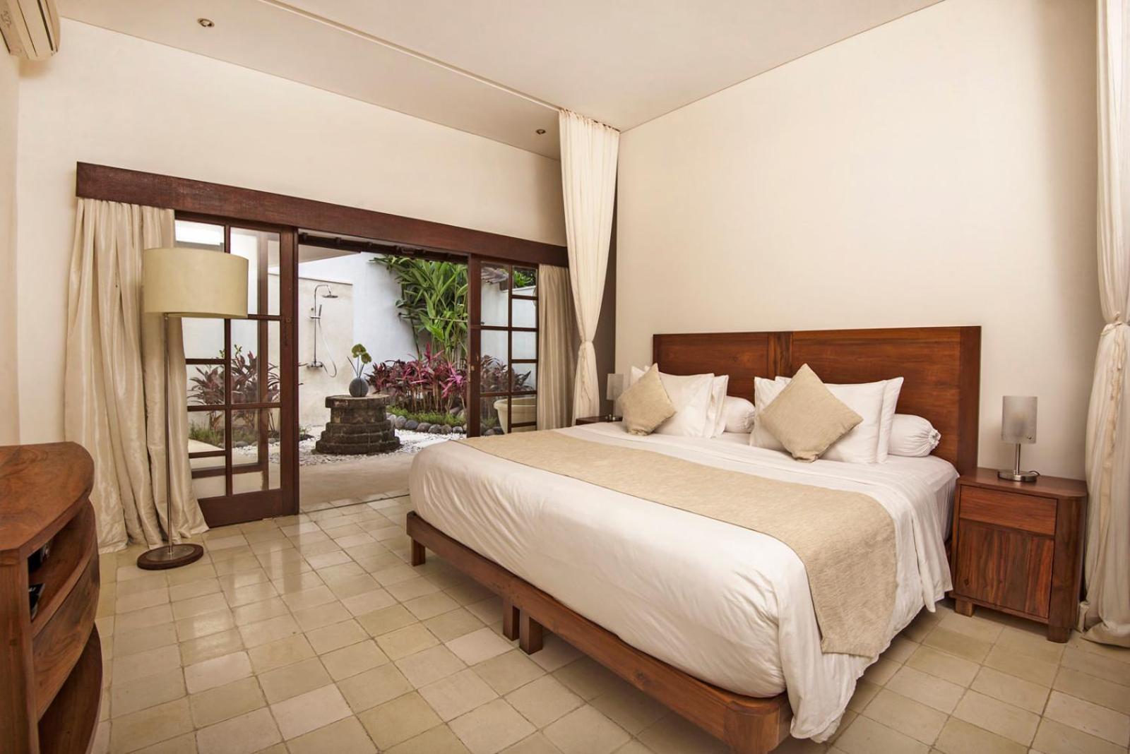Villa Kubu Seminyak Экстерьер фото
